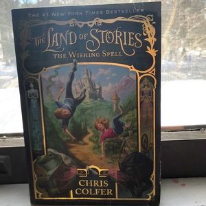 The land of stories book(the wishing spell)